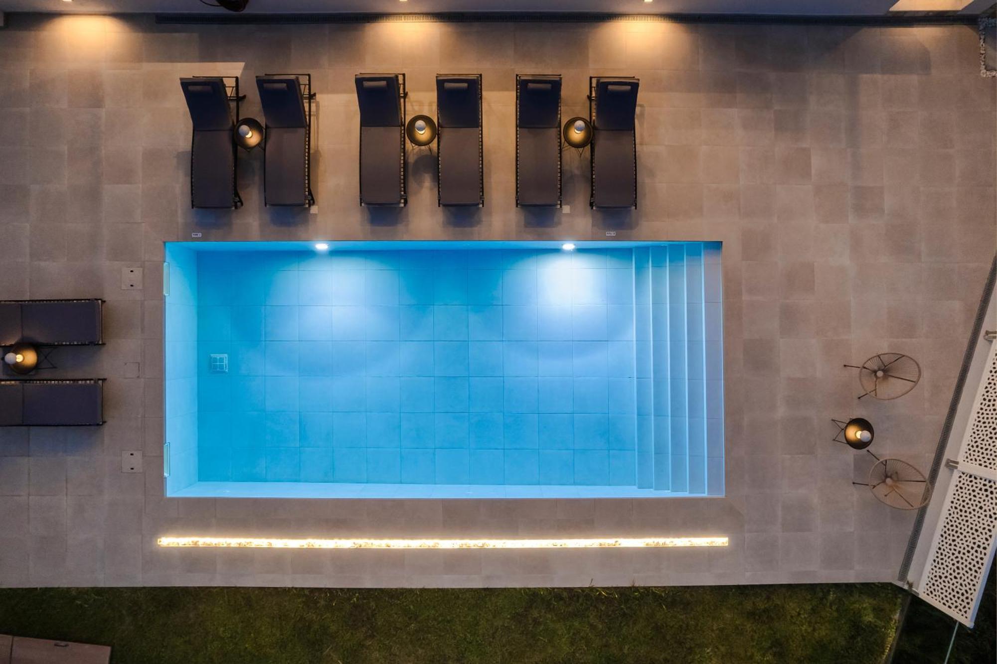 Azolaki Suites エクステリア 写真